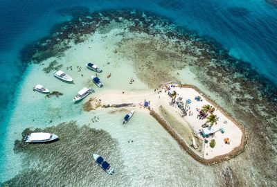 Nearby Cayes - Kmar Villas